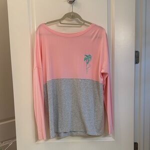 Lilly Pulitzer Pink and gray super soft long sleeve Tee. Size L